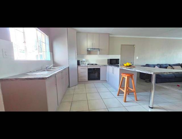 3 BEDROOM TOWNHOUSE FOR SALE IN AMAROSA